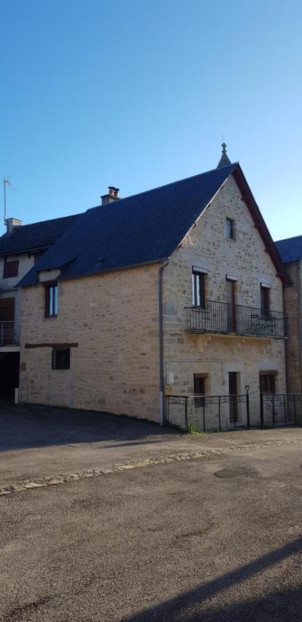 Le Gite De La Vieille Eglise De Coussergues Luaran gambar