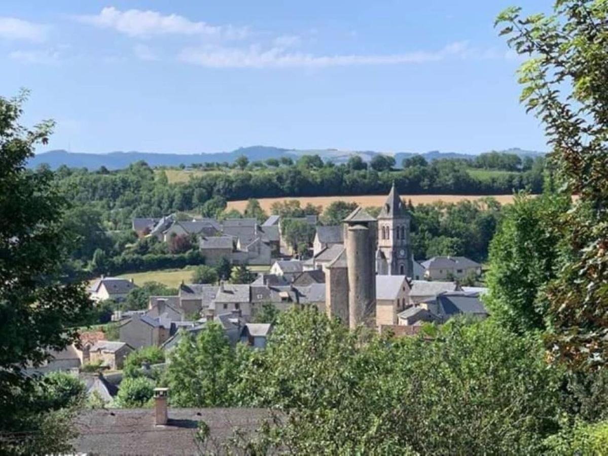 Le Gite De La Vieille Eglise De Coussergues Luaran gambar